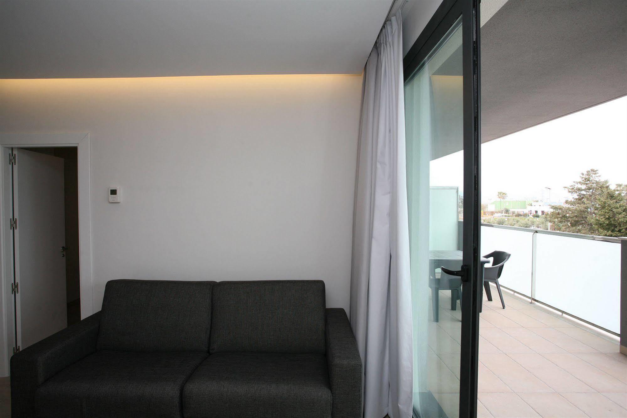 Aparthotel Playa Oliva Luaran gambar